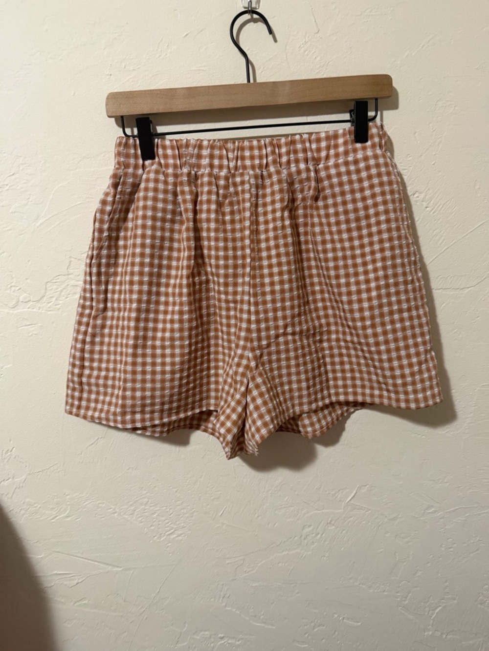 Klesis Gingham Elastic Waist Shorts in Rust and White